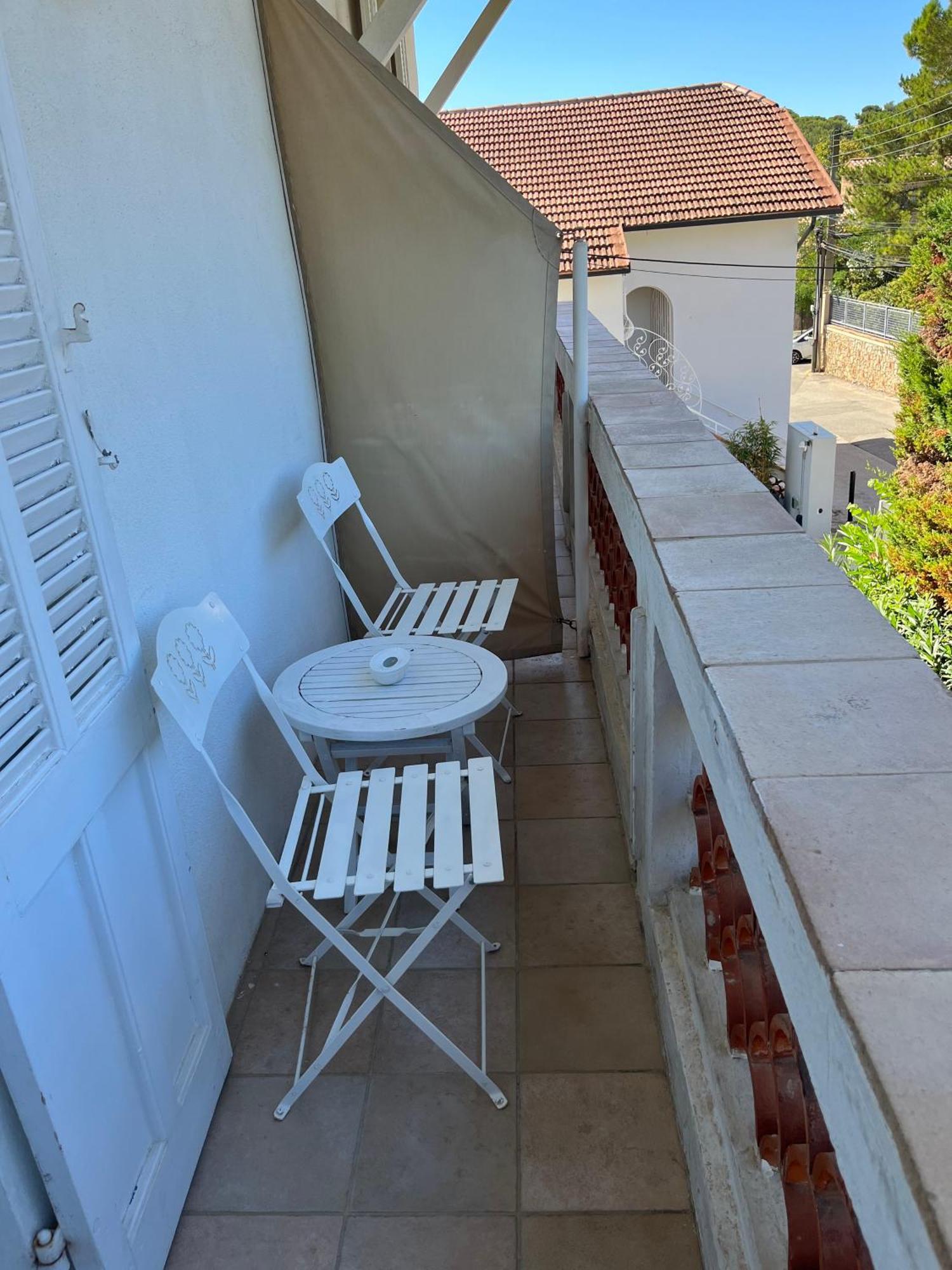 Hotel Le Synaya Sanary-sur-Mer Exterior photo