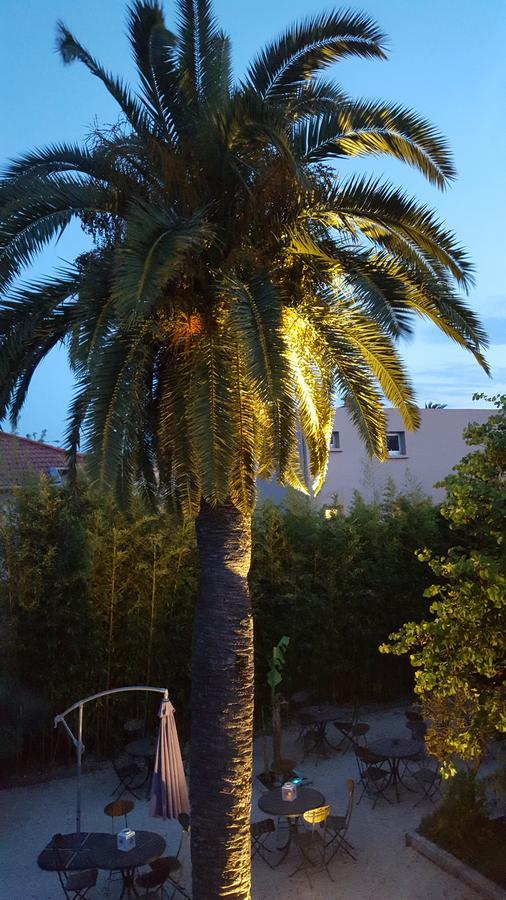 Hotel Le Synaya Sanary-sur-Mer Exterior photo