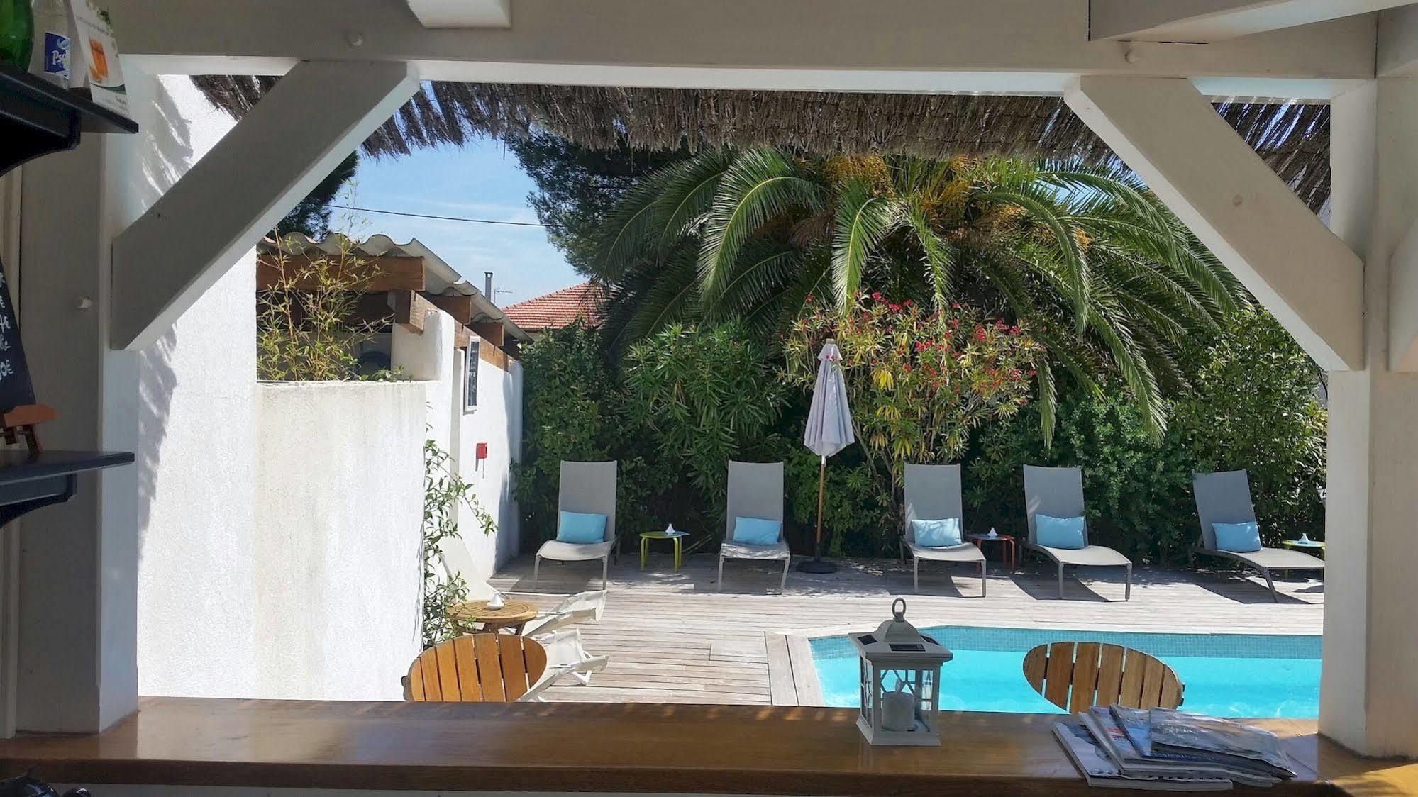 Hotel Le Synaya Sanary-sur-Mer Exterior photo